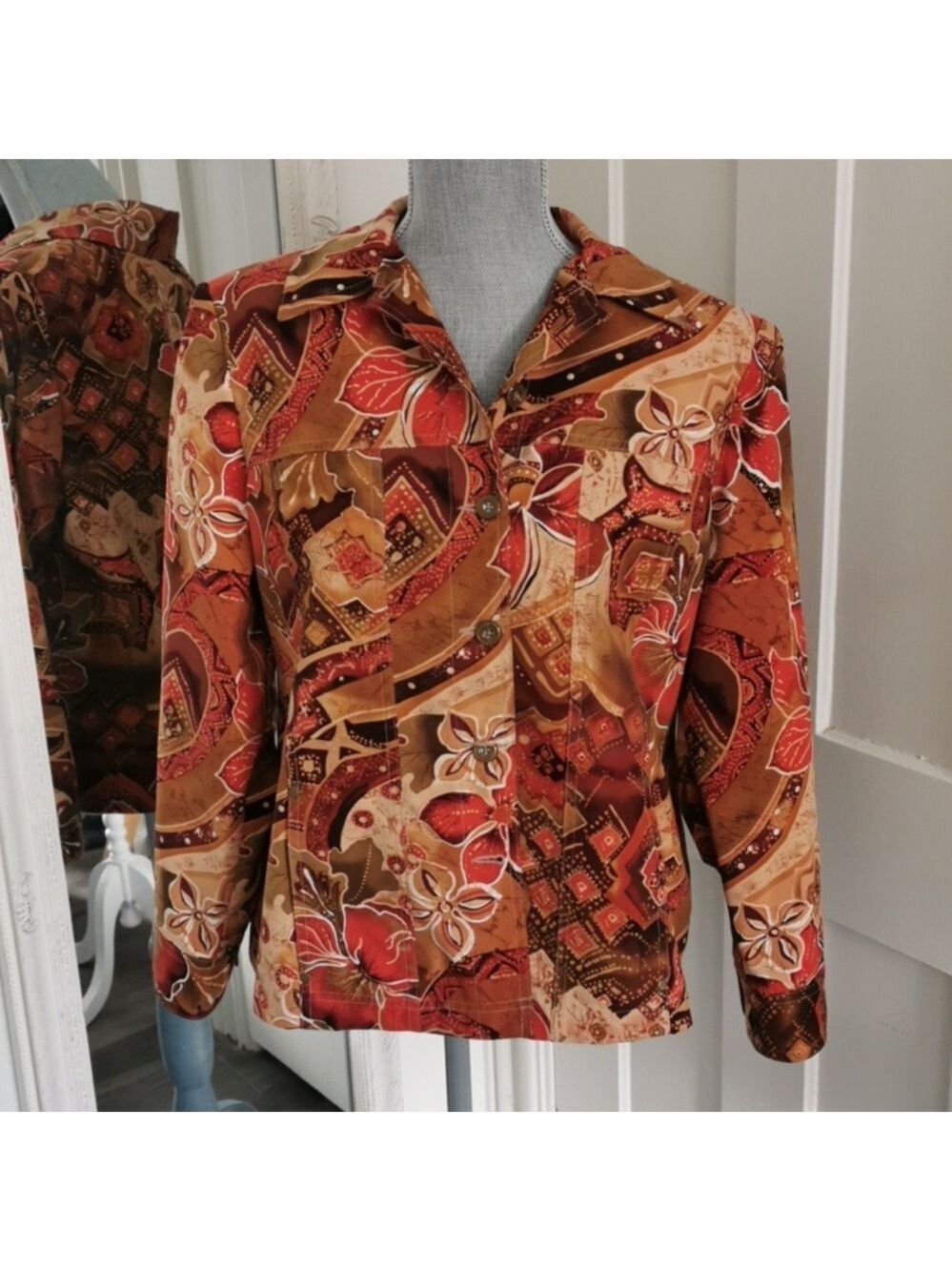 Vintage Alia petites womens fallfloral abstract blazer shacket jacket. Size 12P